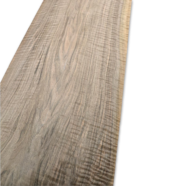 Placage de noyer (ondé) | 135x46 cm